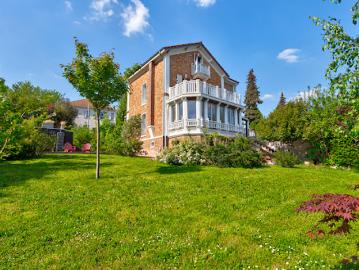 Vente Maison 8 pièces 220 m2 Sevres