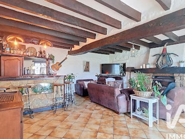 Vente Maison 8 pièces 221 m2 Saint Hilaire