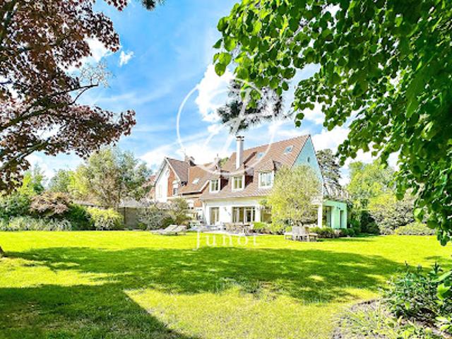 Vente Maison 8 pièces 221.38 m2 Croix