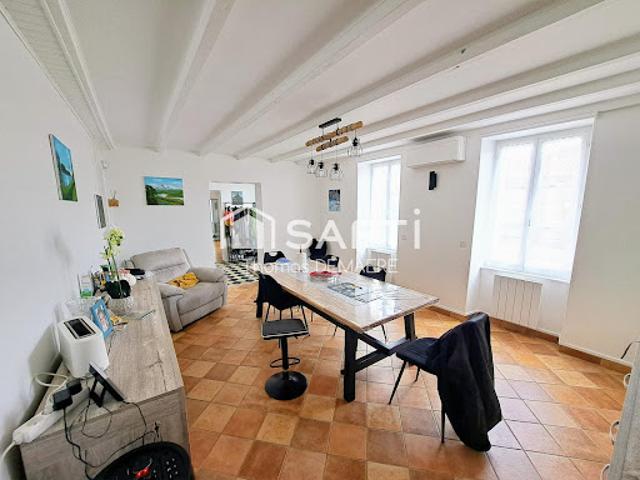Vente Maison 8 pièces 222 m2 Bussac Forêt