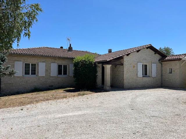 Vente Maison 8 pièces 222 m2 La Rochefoucauld