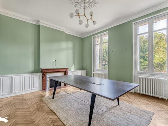 Vente Maison 8 pièces 222 m2 Saint Médard en Jalles