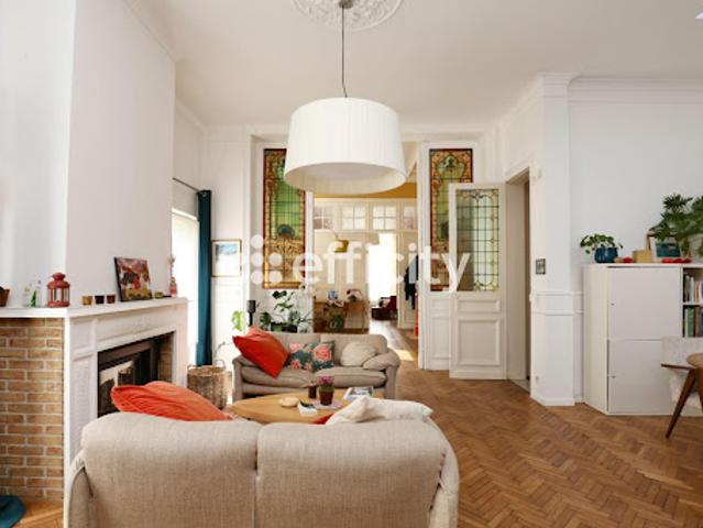 Vente Maison 8 pièces 222.2 m2 Croix