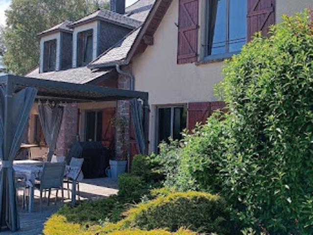 Vente Maison 8 pièces 223 m2 Besse et Saint Anastaise
