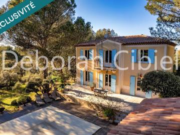 Vente Villa 8 pièces 223 m2 Lançon Provence