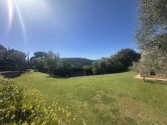Vente Maison 8 pièces 223.32 m2 Nice