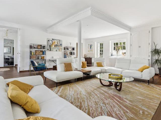 Vente Maison 8 pièces 234 m2 La Varenne Saint Hilaire