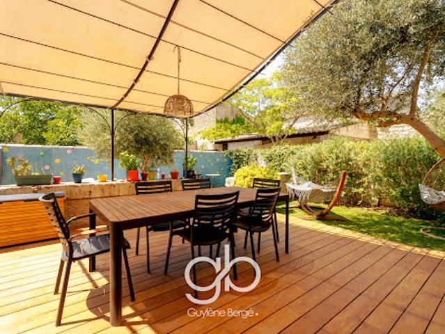 Vente Maison 8 pièces 234 m2 Lansargues