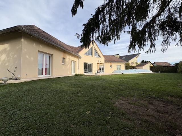 Vente Maison 8 pièces 234 m2 Réding
