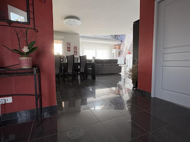 Vente Maison 8 pièces 234 m2 Réding
