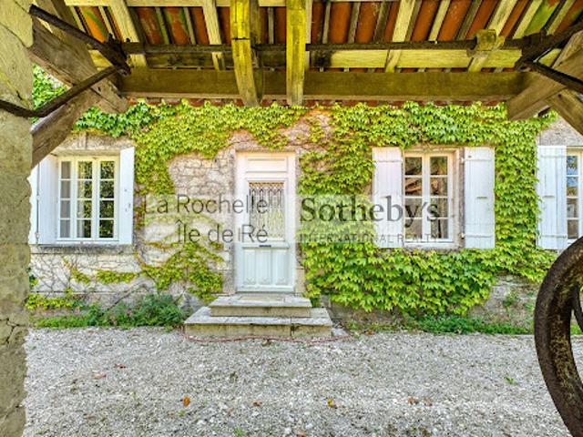 Vente Maison 8 pièces 235 m2 Thairé