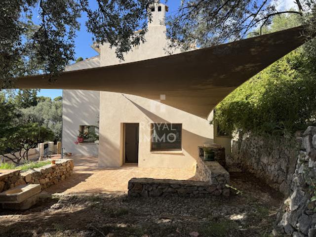 Vente Maison 8 pièces 235 m2 Toulon