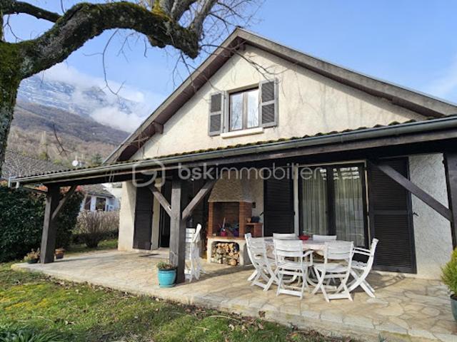 Vente Maison 8 pièces 150 m2 Claix