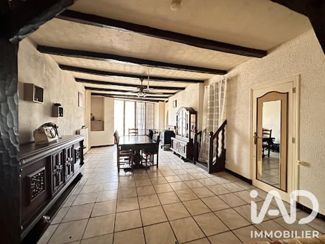 Vente Maison 8 pièces 236 m2 Limalonges