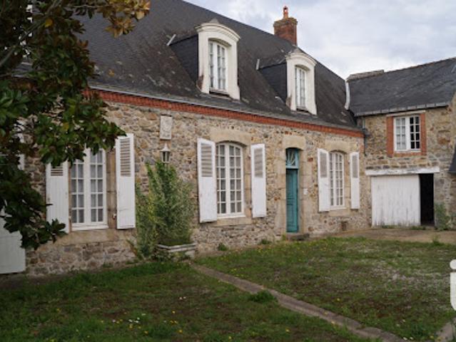 Vente Maison 8 pièces 236 m2 Vaiges