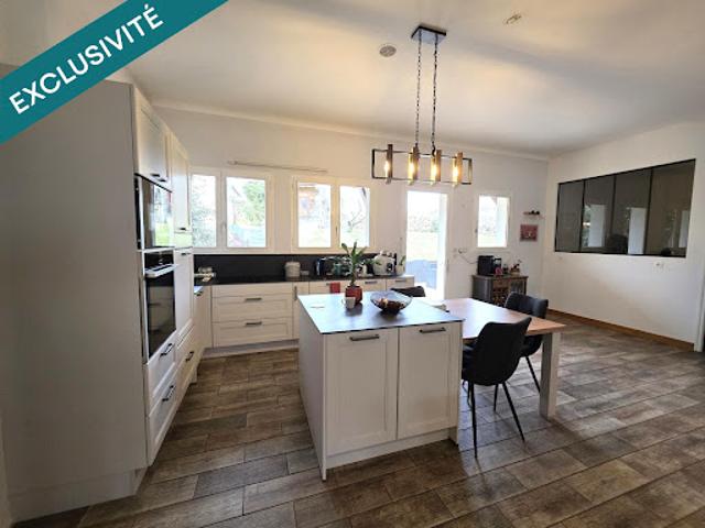 Vente Maison 8 pièces 237 m2 Baugé en Anjou