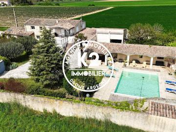 Vente Maison 8 pièces 237 m2 Sauzet