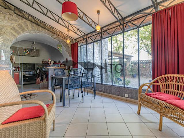 Vente Maison 8 pièces 238 m2 Les Vans