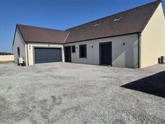 Vente Maison 8 pièces 238 m2 Courtois sur Yonne