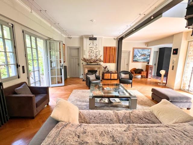 Vente Maison 8 pièces 238 m2 Versailles