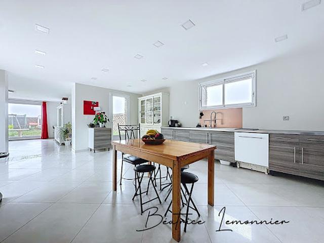 Vente Maison 8 pièces 238.7 m2 Nancray sur Rimarde