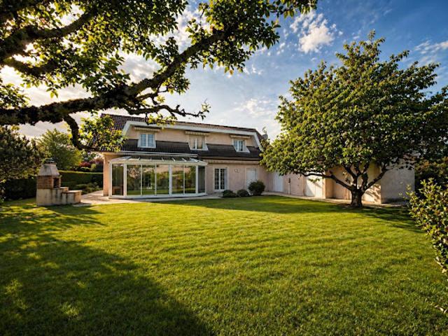 Vente Maison 8 pièces 239 m2 Ornex