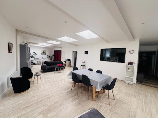 Vente Maison 8 pièces 239 m2 Le Plessis Robinson
