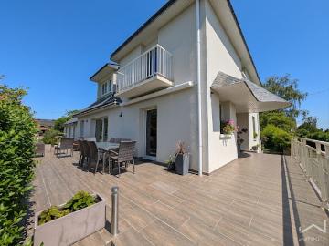 Vente Maison 8 pièces 230 m2 Montgermont