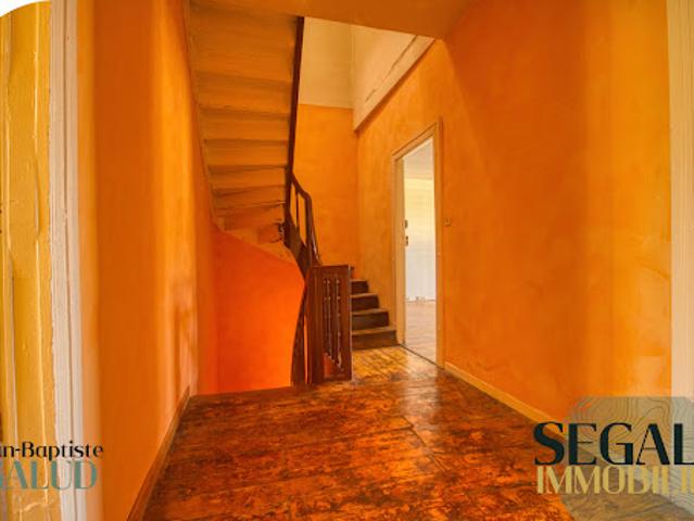 Vente Maison 8 pièces 230 m2 Blaye les Mines