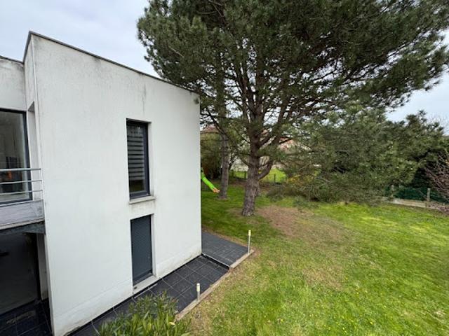 Vente Maison 8 pièces 230 m2 Cambrai