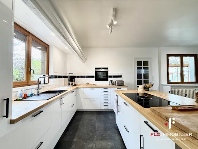 Vente Maison 8 pièces 230 m2 Fontaine Etoupefour