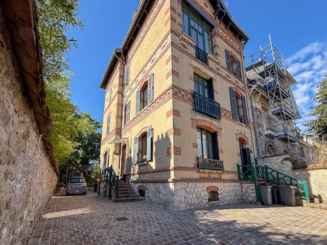Vente Maison 8 pièces 230 m2 Fontainebleau