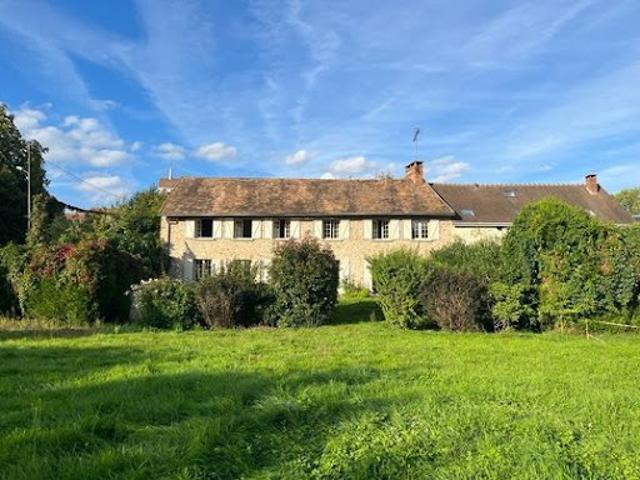 Vente Maison 8 pièces 230 m2 Forges les Bains
