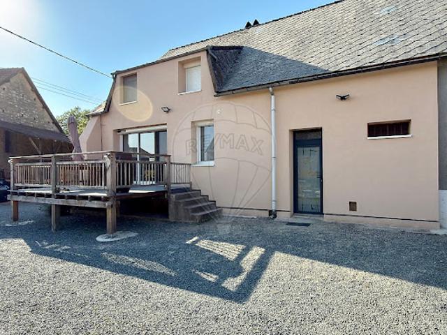 Vente Maison 8 pièces 230 m2 Luzy