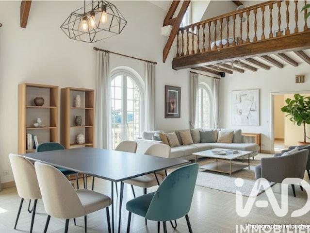 Vente Maison 8 pièces 230 m2 Le Mont Saint Adrien