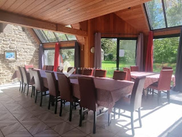 Vente Maison 8 pièces 230 m2 Plounérin