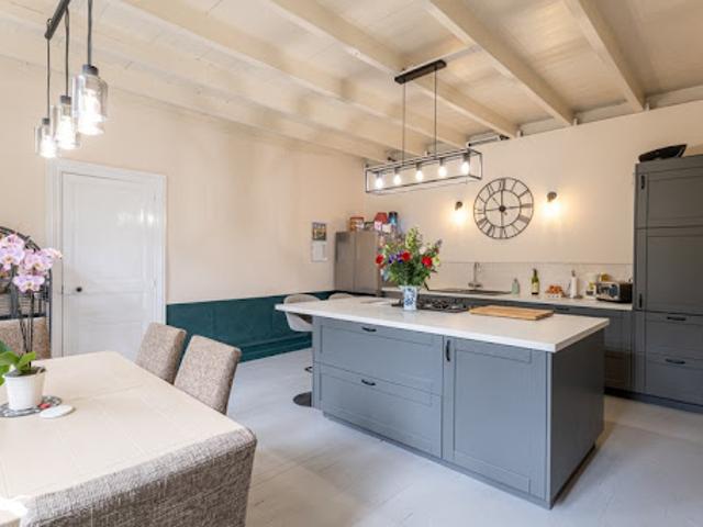Vente Maison 8 pièces 230 m2 Saint Pierre de Juillers