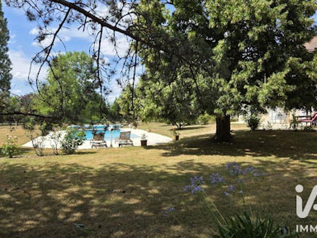 Vente Maison 8 pièces 231 m2 Chambray les tours
