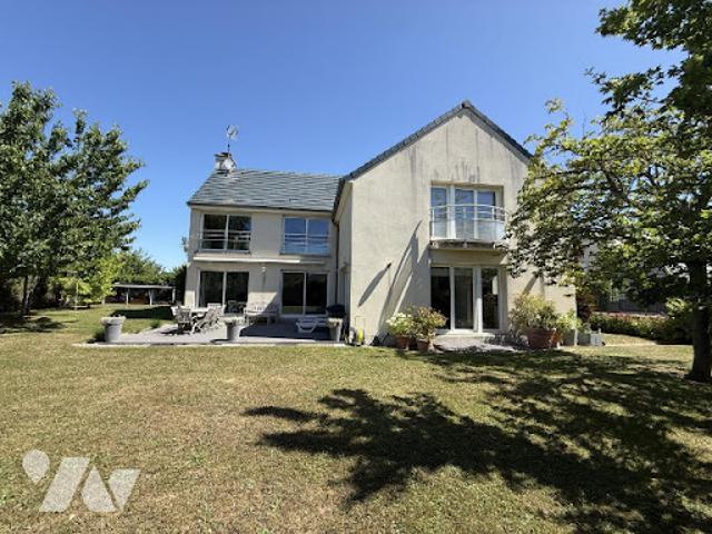 Vente Maison 8 pièces 231 m2 Gueux