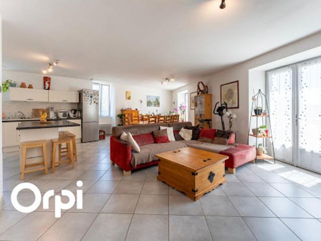 Vente Maison 8 pièces 232 m2 Meysse