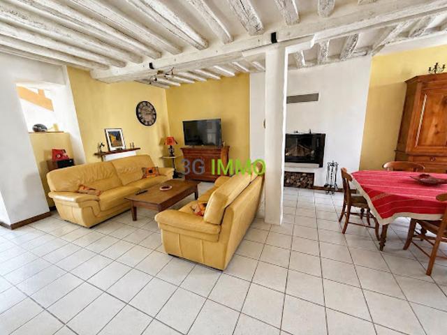 Vente Maison 8 pièces 232 m2 Montigny Lencoup