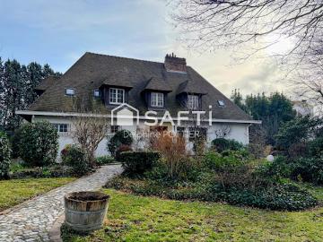 Vente Maison 8 pièces 232 m2 Aulnay sous Bois