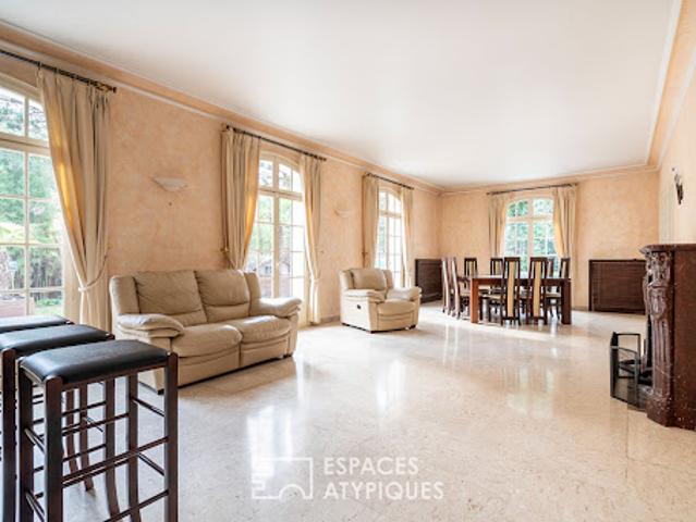 Vente Maison 8 pièces 232 m2 Aulnay sous Bois