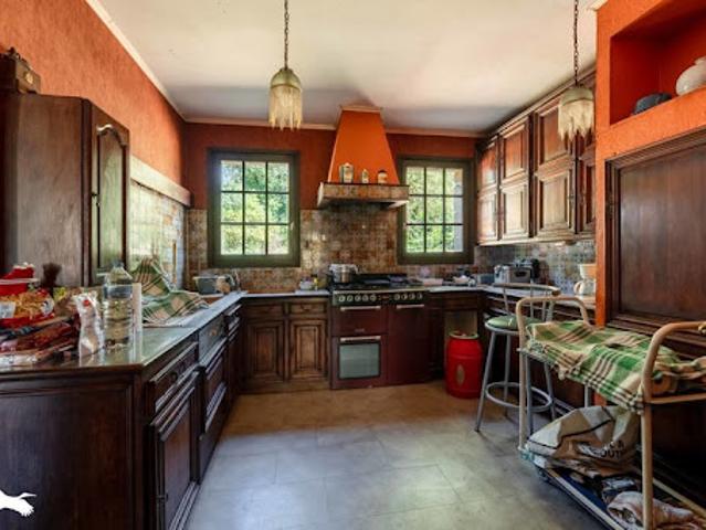 Vente Maison 8 pièces 232 m2 Bégard