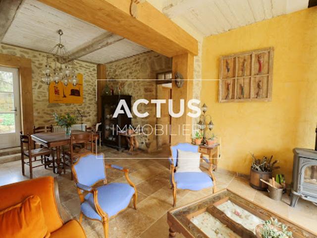 Vente Maison 8 pièces 232 m2 Cornillon Confoux