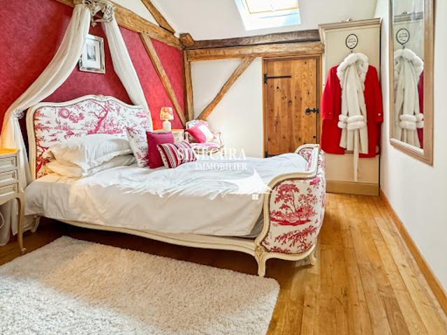 Vente Maison 8 pièces 232 m2 Riberac