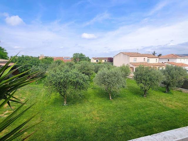 Vente Maison 8 pièces 233 m2 Montbazin