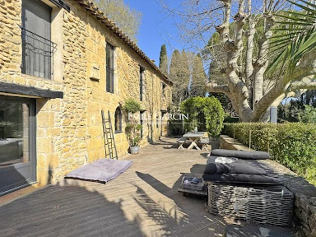 Vente Maison 8 pièces 233 m2 Salon de Provence