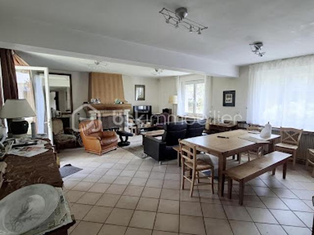 Vente Maison 8 pièces 233.28 m2 Autruy sur Juine