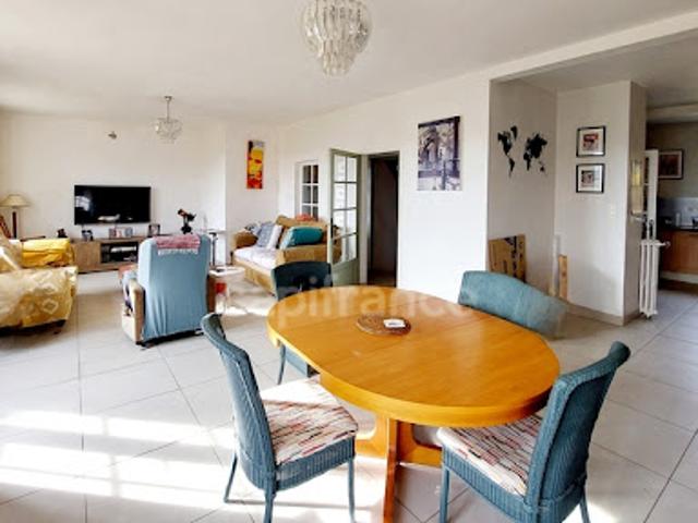 Vente Maison 8 pièces 244 m2 Salles de Belvès
